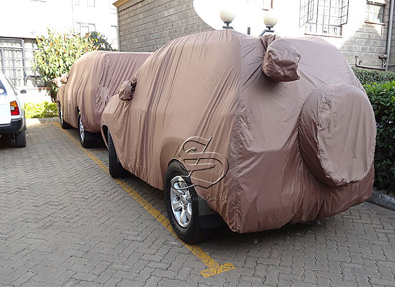 Bảo vệ xe ô tô bằng bạt phủ an toàn