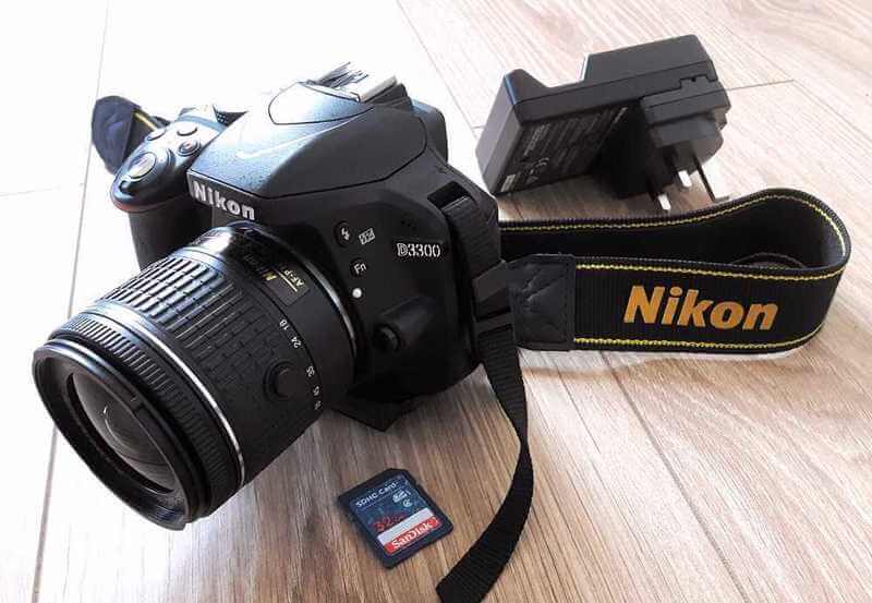 Bộ máy ảnh DSLR giá rẻ Máy Ảnh Nikon D3300 và KIT 18-55 VR