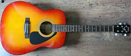 Acoustic guitar Yamaha F310 CS