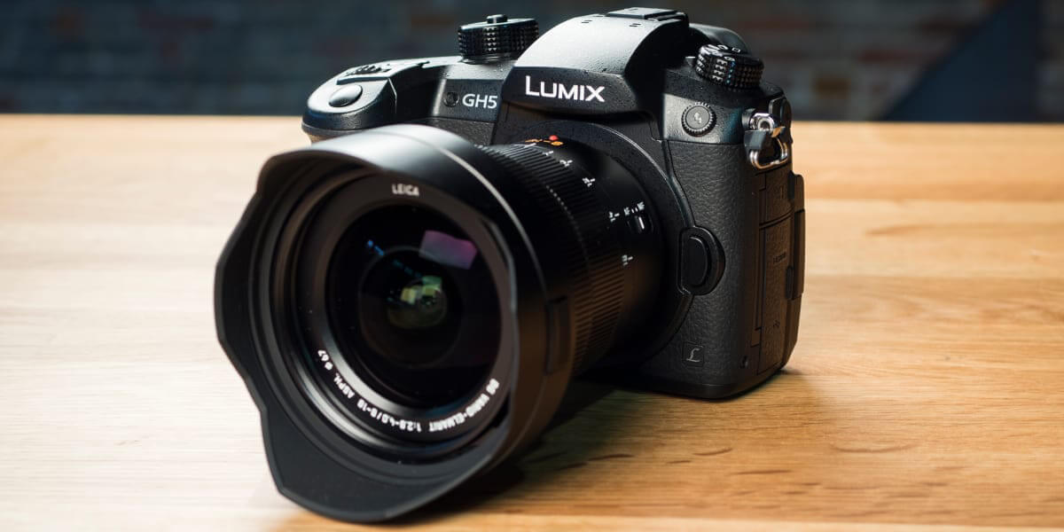 Máy ảnh không gương lật tốt nhất để quay video : Panasonic Lumix GH5