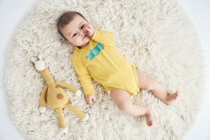 Đồ chơi cho bé 1 tuổi